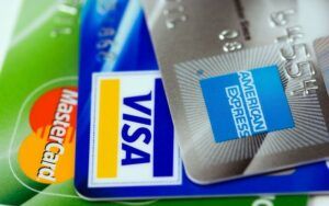 A growing number of Australians are turning to credit cards to navigate the challenges posed by escalating living costs, new research shows. Credit: Supplied.