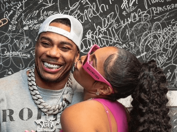 Ashanti Pregnant: Singer Expecting First Child with Rapper Fiancé Nelly