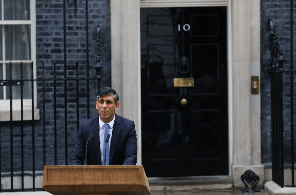 British Prime Minister Rishi Sunak delivers a speech outside Number 10 Downing Street, in London, Britain, May 22, 2024. Credit: Reuters/Toby Melville.
