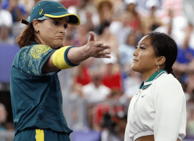 Australia’s Rachael Gunn, also known as Raygun, faces off against Logan Edra from the United States during their battle on August 9, 2024. Photo: Odd Andersen / AFP via Getty Images